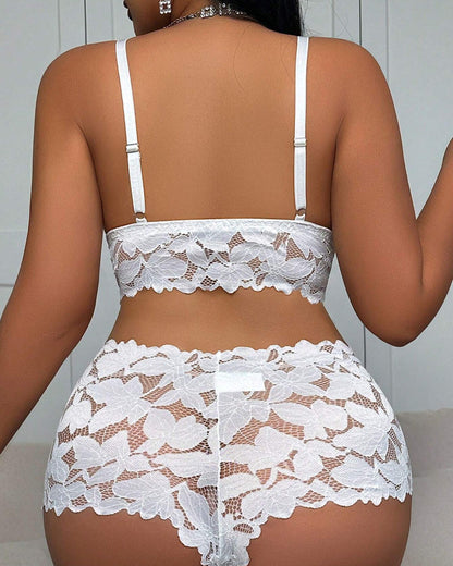 Plus Size Lace Lingerie Set  2-Piece Sexy Sleepwear