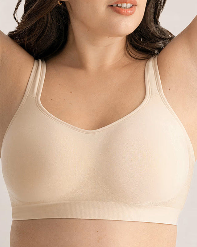 Plus Size Seamless Wireless Bra with Sewn-In Pads for Curvy Women