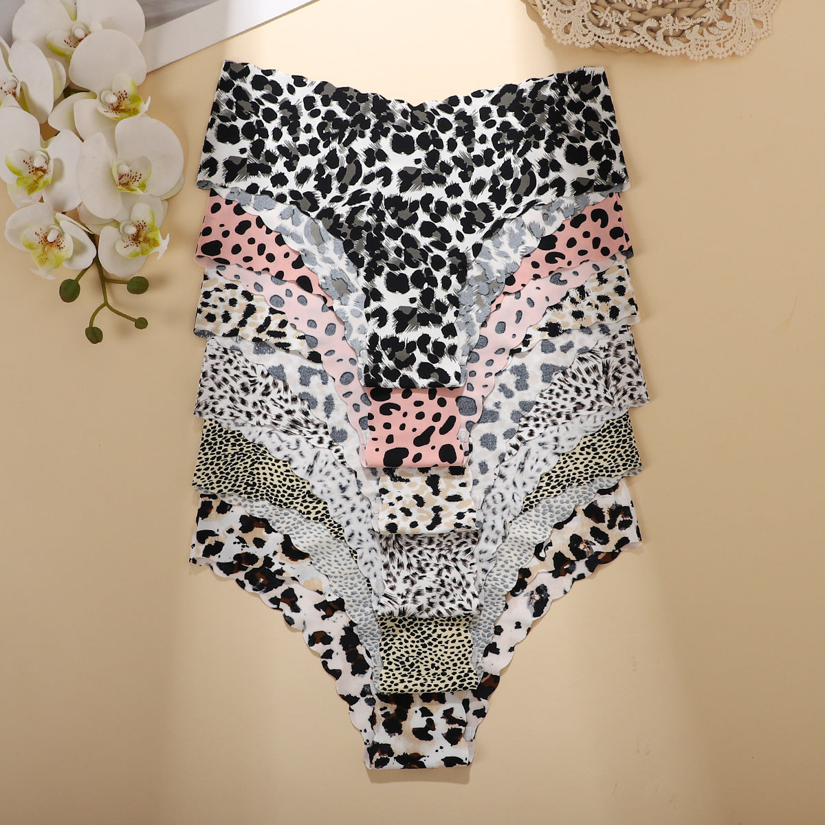Women's 6-Pack Seamless Leopard Wave Brief Panties