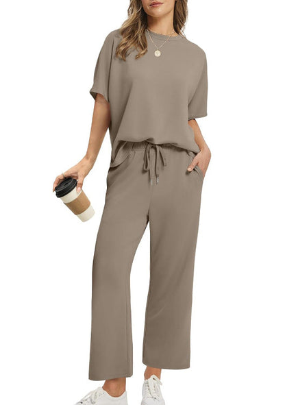Women’s Two-Piece Set – Oversized Top & Wide-Leg Pants
