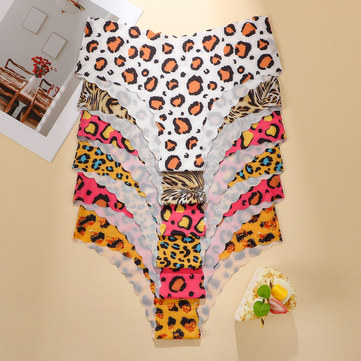 Women's 6-Pack Seamless Leopard Wave Brief Panties