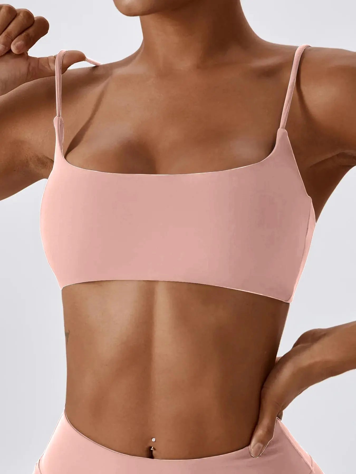 Women's Solid Wireless Sports Bra - Comfortable & Breathable
