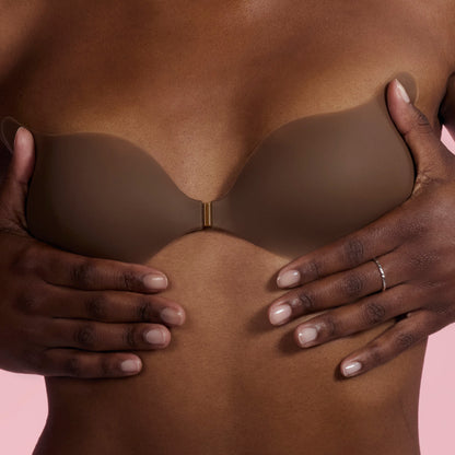 Seamless Sculpting Bra with Silicone Cups